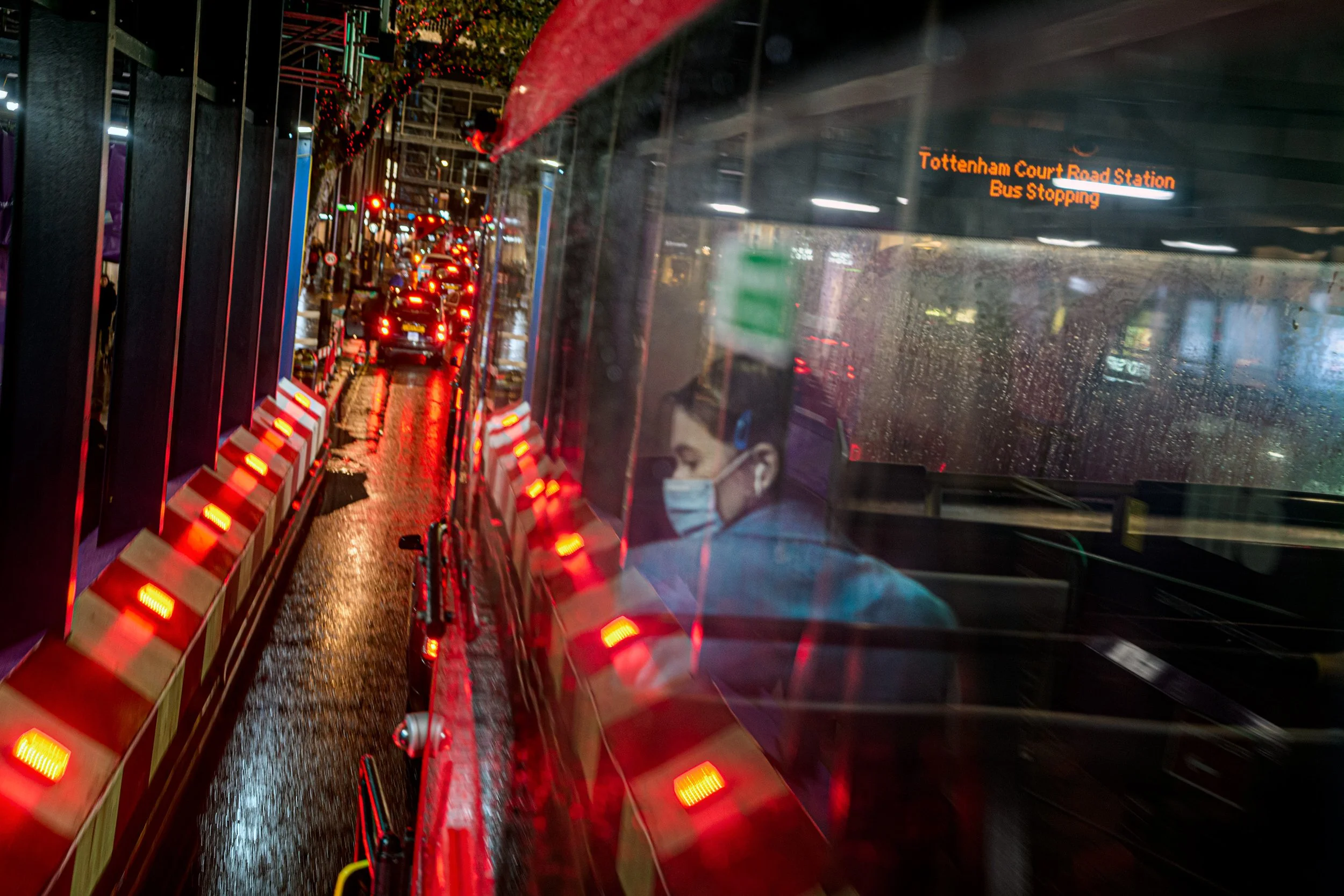 BUS RESPONSE-6945.jpg