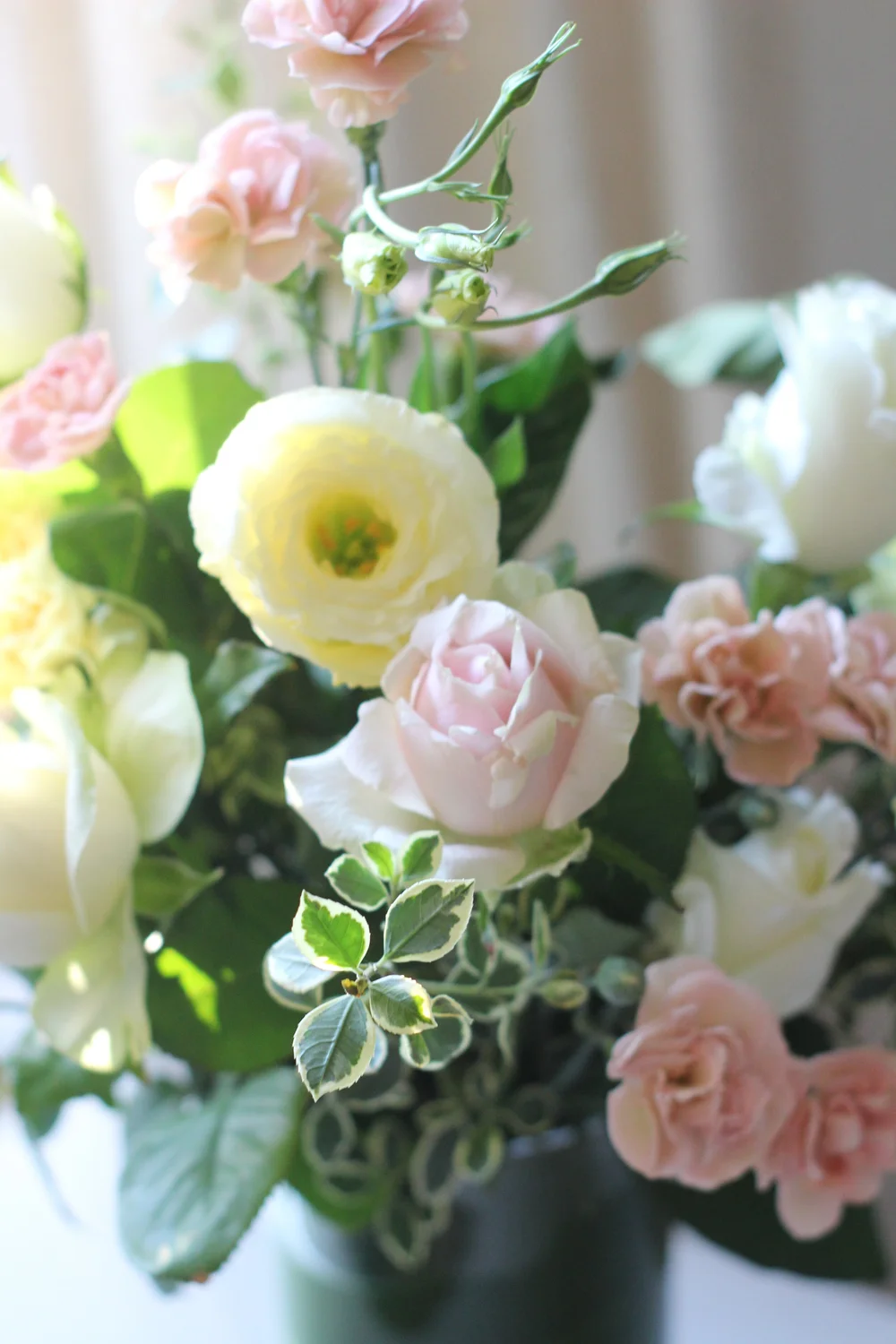 Artisan Flowers In Marin County Local San Rafael Florist Delivering Bespoke Bouquets For Delivery In Marin County Supporting Local Flower Farm Growers Studio Wildflower Artisan Flowers In Marin County