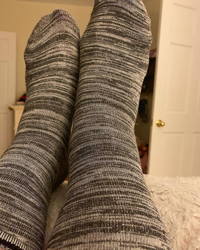 5 weeks post op. Can you see how much fatter my right ankle is than my left? 😲🐘
. . .
I sprained the left one pretty badly, but it&rsquo;s healing nicely. This right ankle is a biatch though. It huuuuurts. 😩 (shhhh Erika....positive thoughts....)
