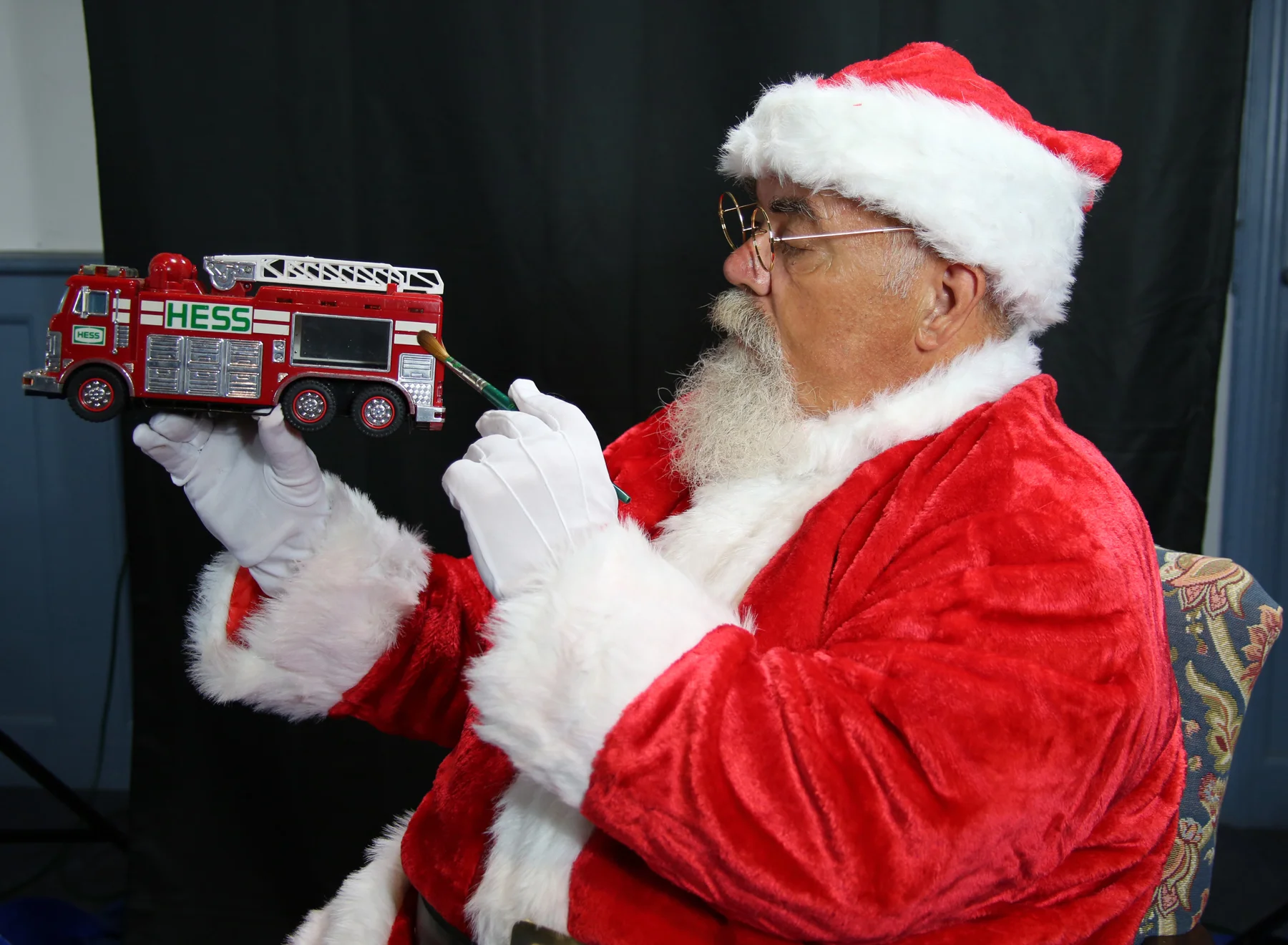 santa-touchup-ref.jpg