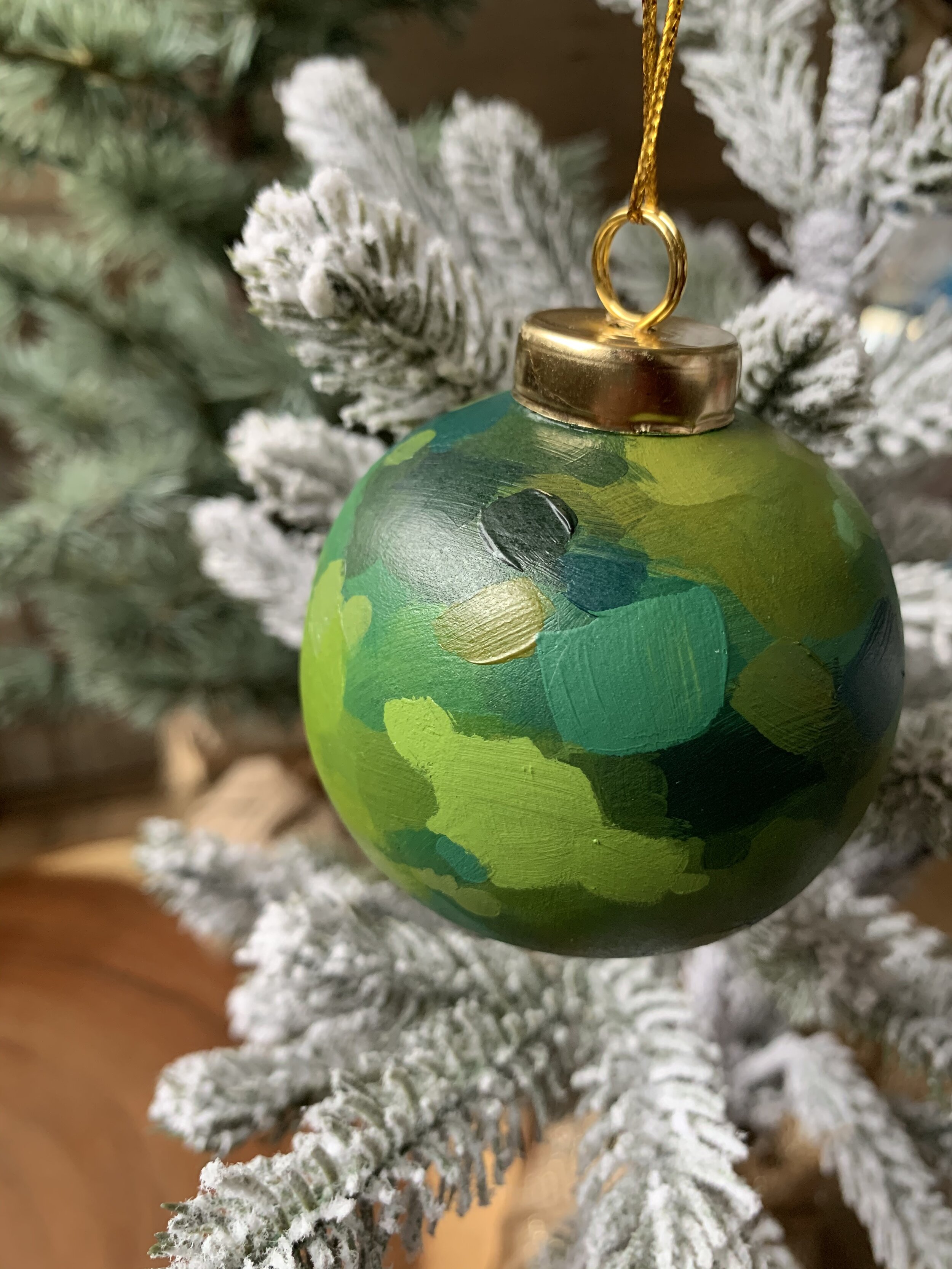Ceramic Ornament - Sphere - Green