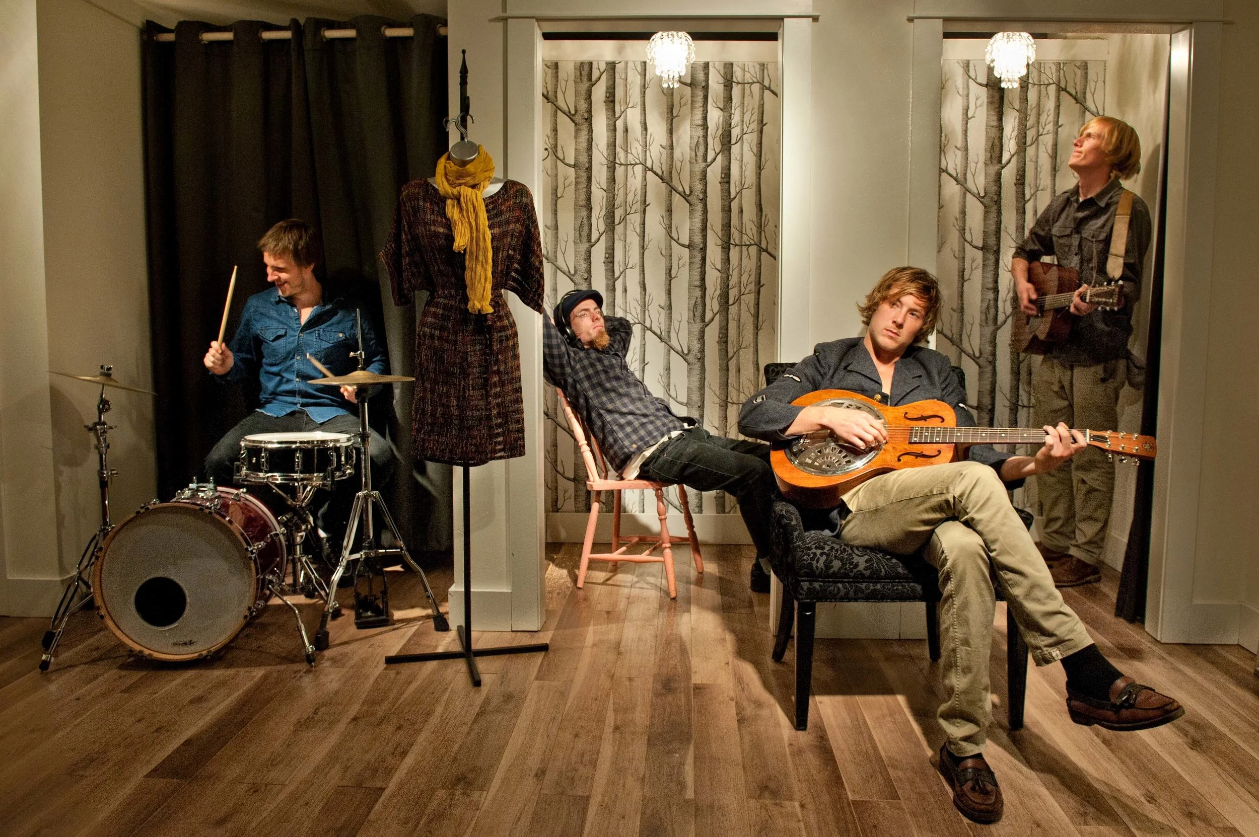 Shows with CURRENT SWELL