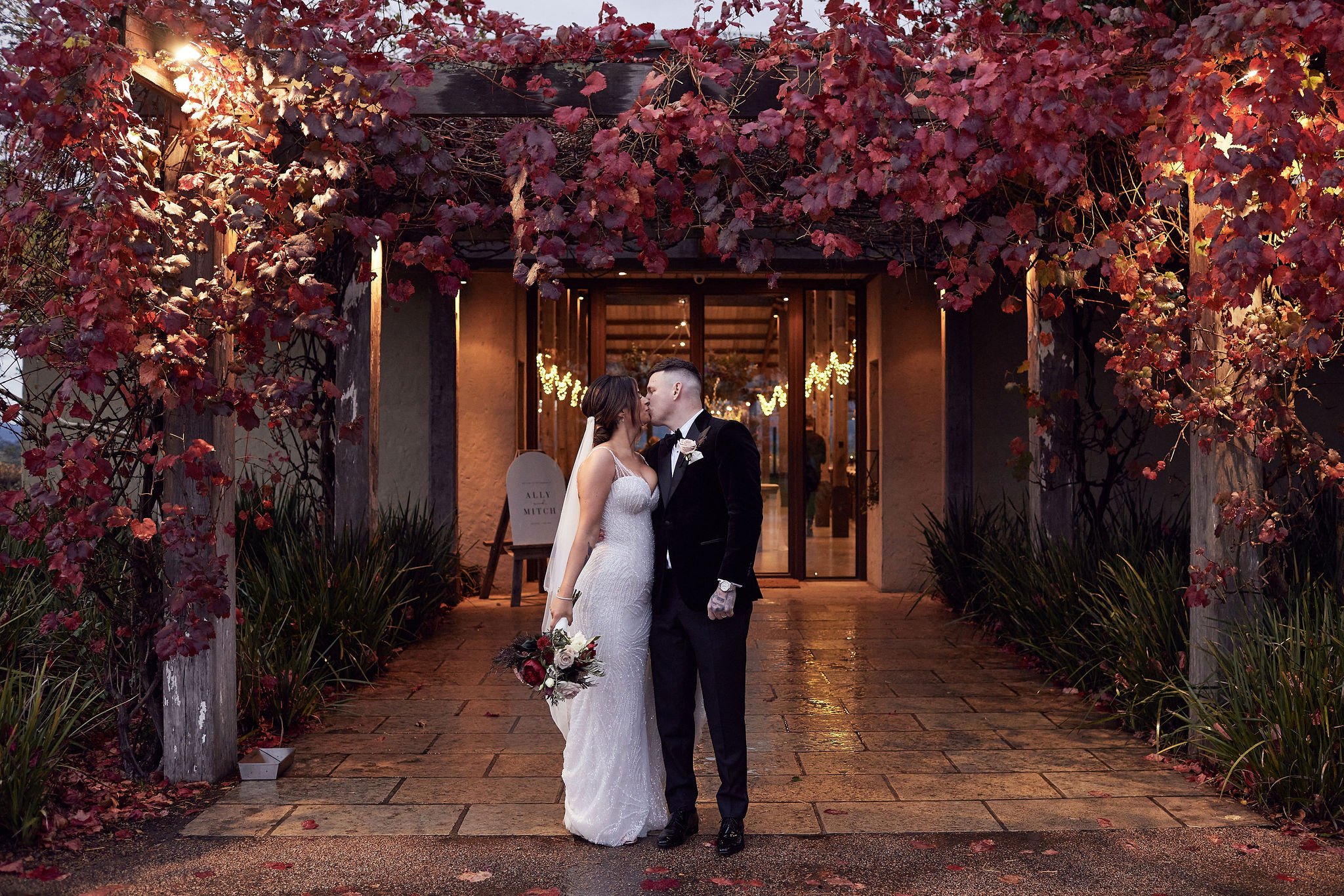 HR_AandM_LostinLove_StonesoftheYarraValley_wedding906.jpg