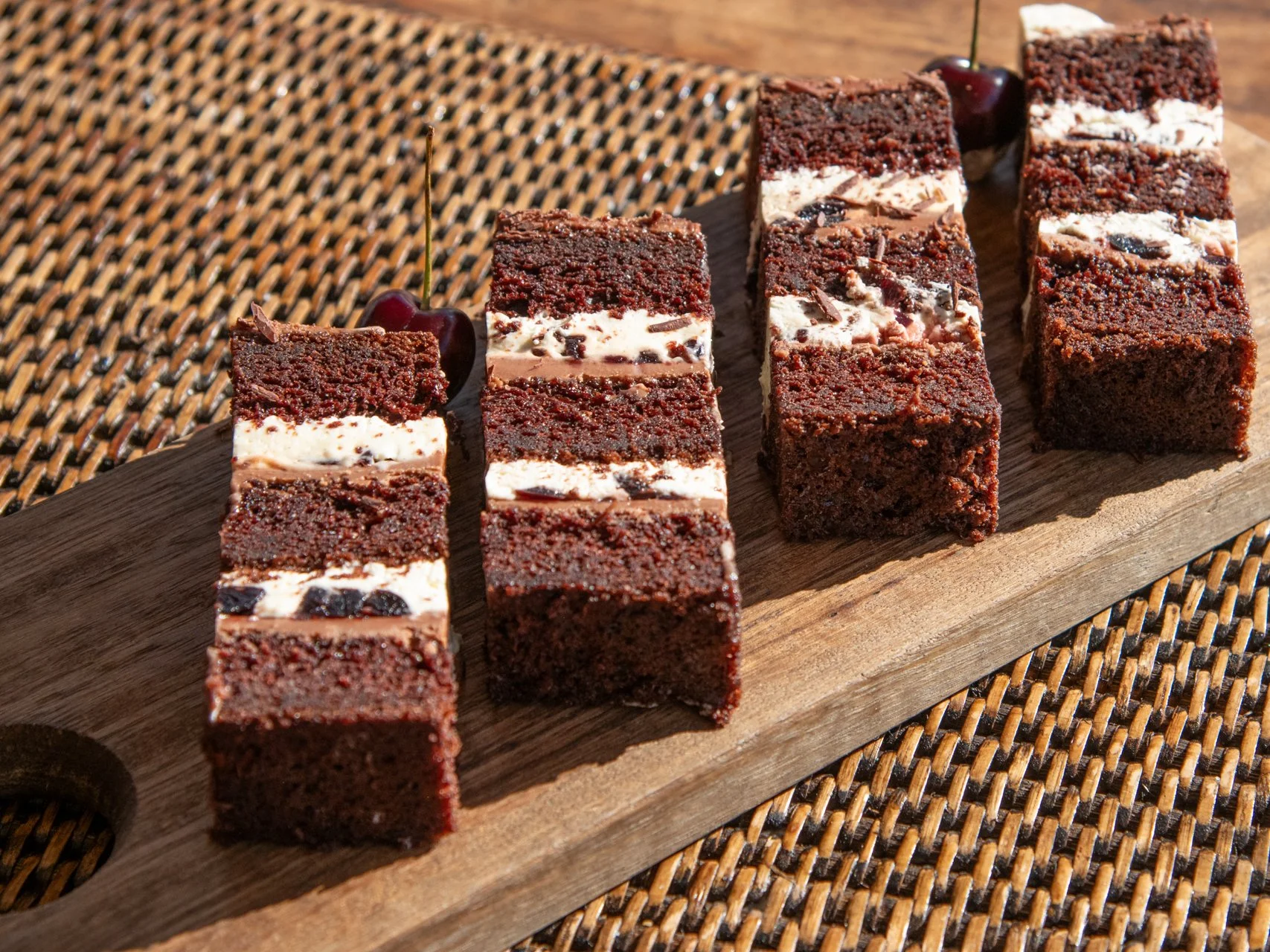 2025_Menu_cakes-16.jpg