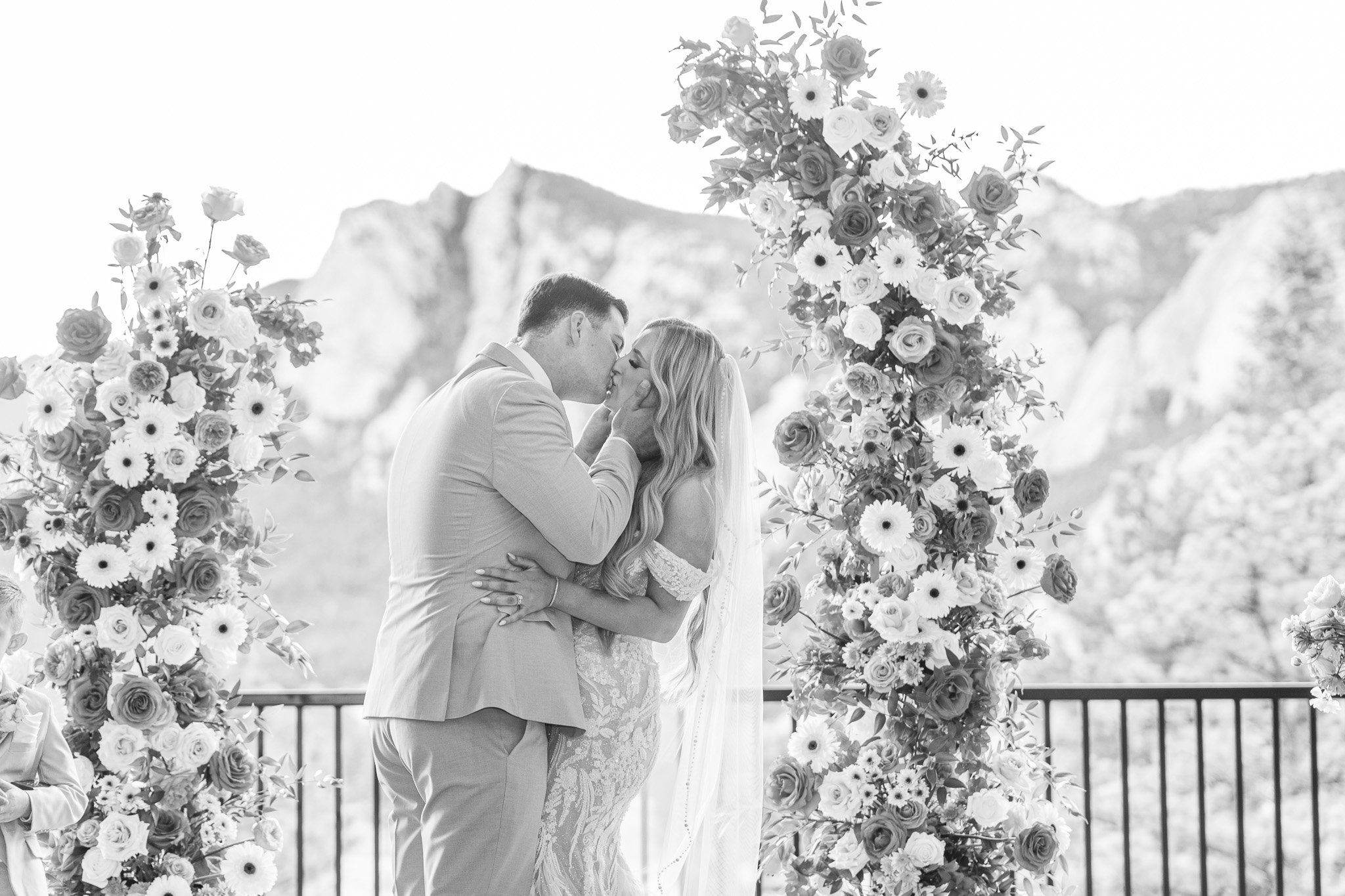 5 Reasons To Hire A Wedding Planner | Denver Wedding Photographer