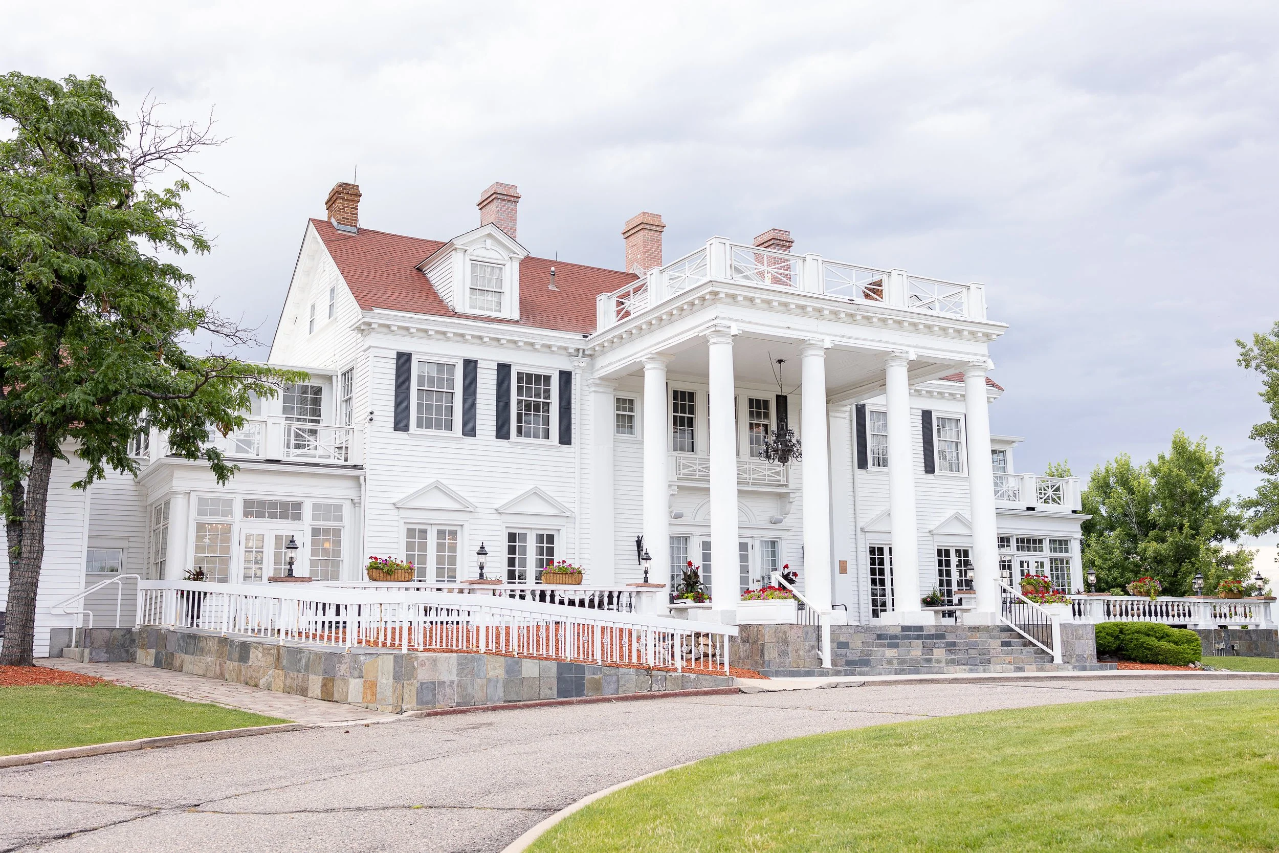 Colorado Wedding Venue Spotlight : The Manor House