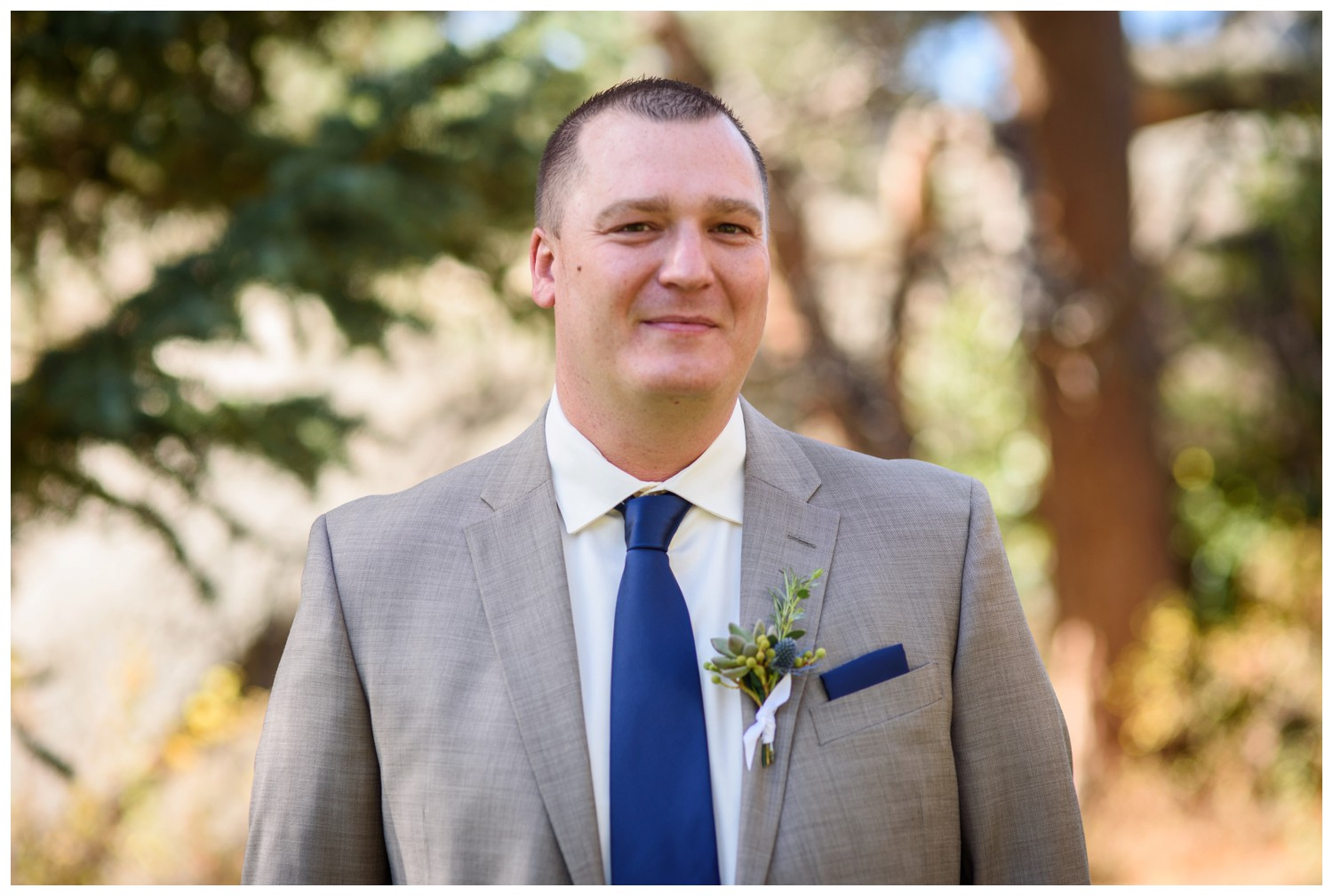 Estes-Park-Colorado-mountain-fall-wedding_0014.jpg