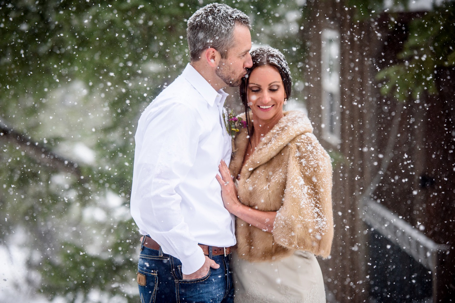 Evergreen-mountain-winter-wedding-photography_0021.jpg