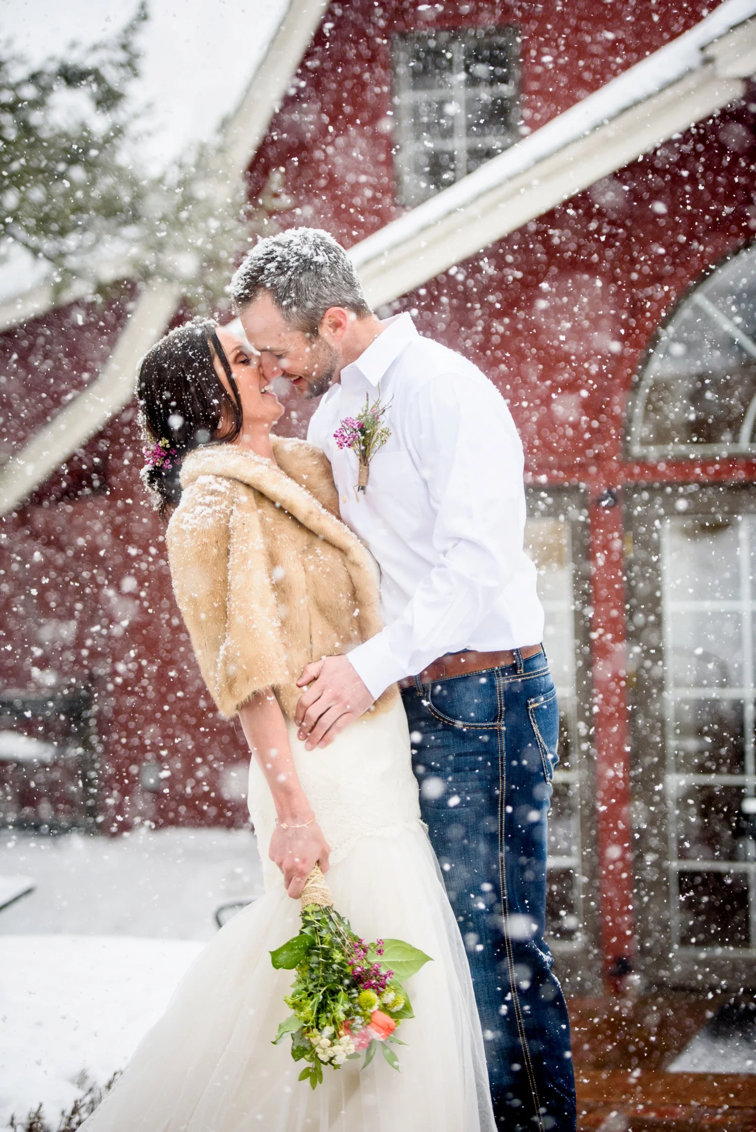 Evergreen-mountain-winter-wedding-photography_0022.jpg