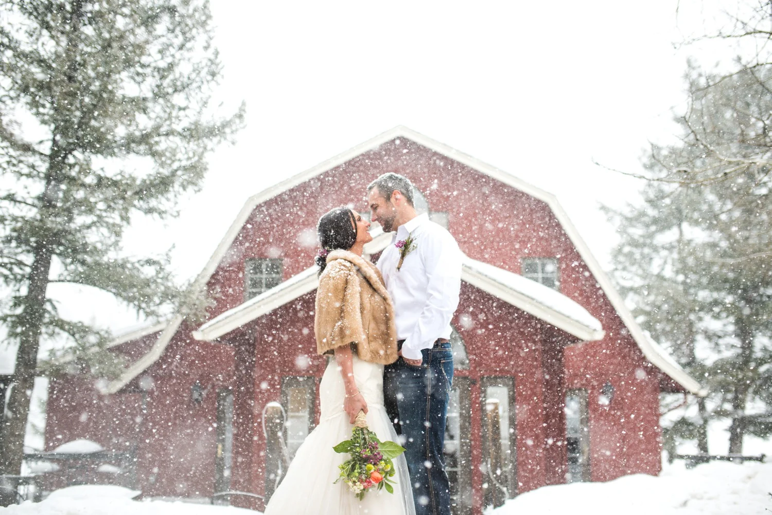 Evergreen-mountain-winter-wedding-photography_0024.jpg