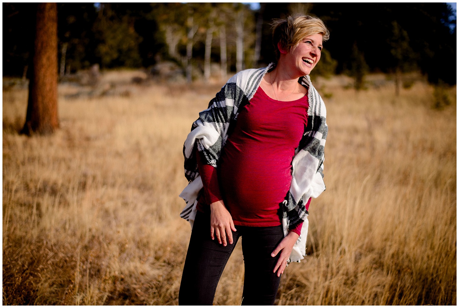 Evergreen-Three-Sisters-Park-Maternity-photography_0007.jpg
