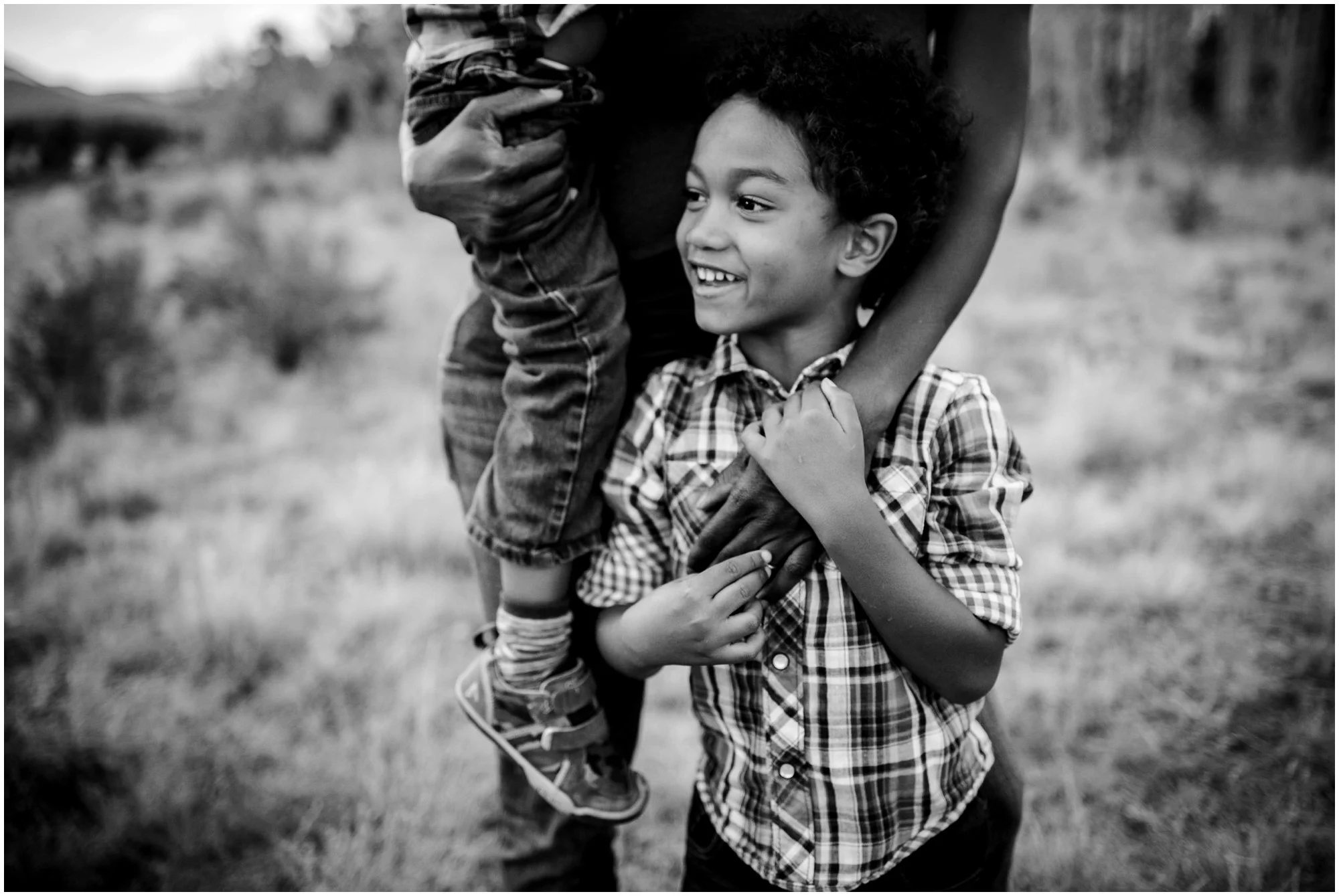 22-Kenosha-Pass-Fall-Family-Photography-bw.jpg