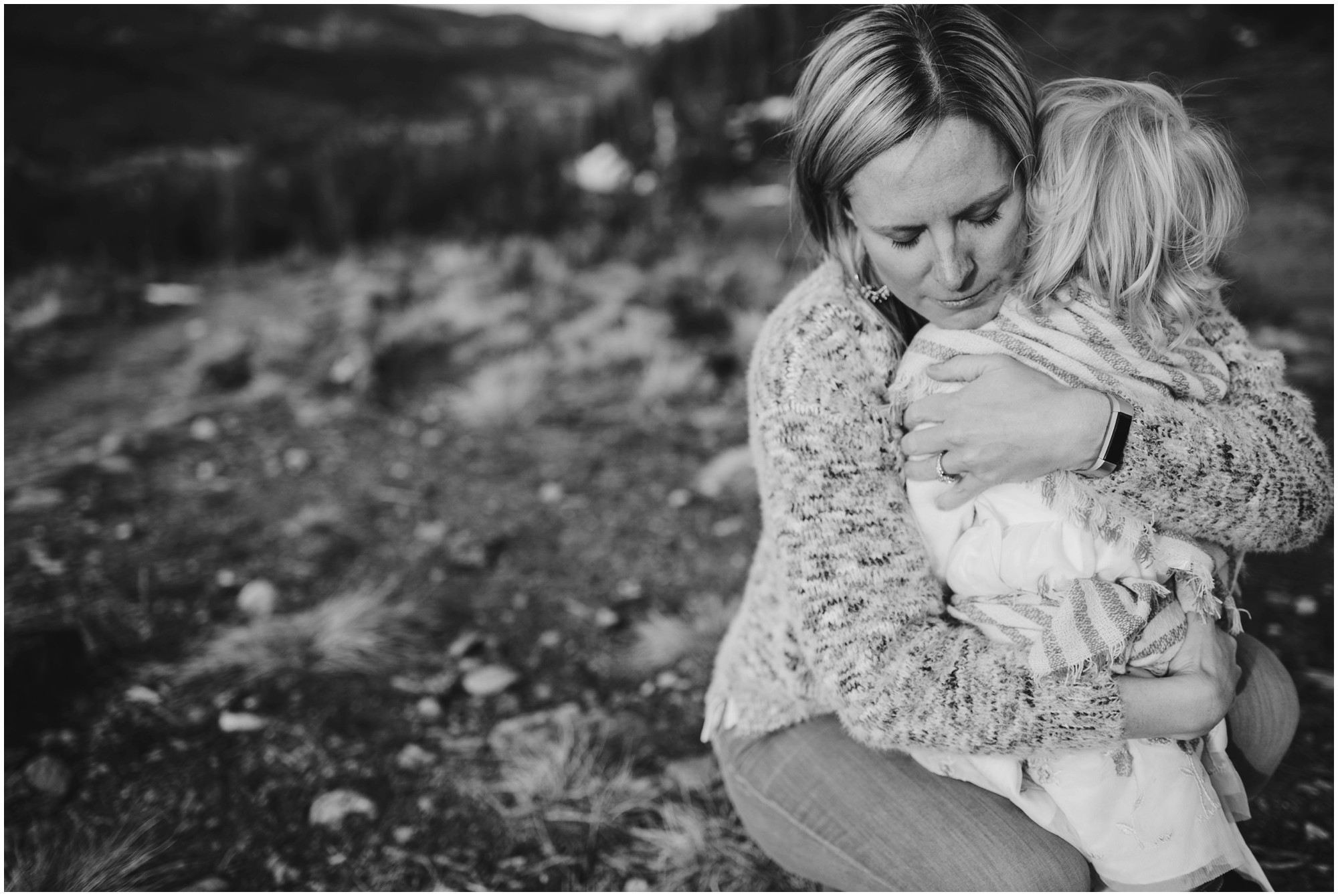 53-Colorado-mountain-family-photography-bw.jpg