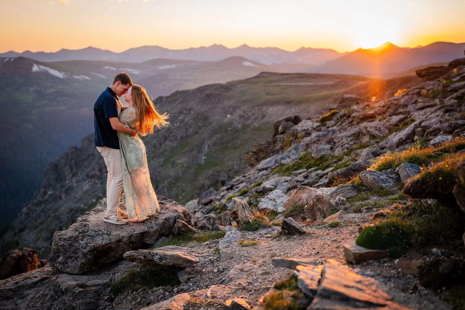133-RMNP-Estes-Park-sunset-Engagement-photos.jpg