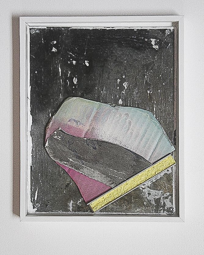 disparition temporaire #5
July,2021,assemblage,photo emulsion and acrylic,sponge on cardboard and canvas board, 25x21,framed.
#corrugatedcardboard#nonobjectiveart#upcycled#nonobjectiveabstraction#assemblages#contemporaryart#Christinemyerscough