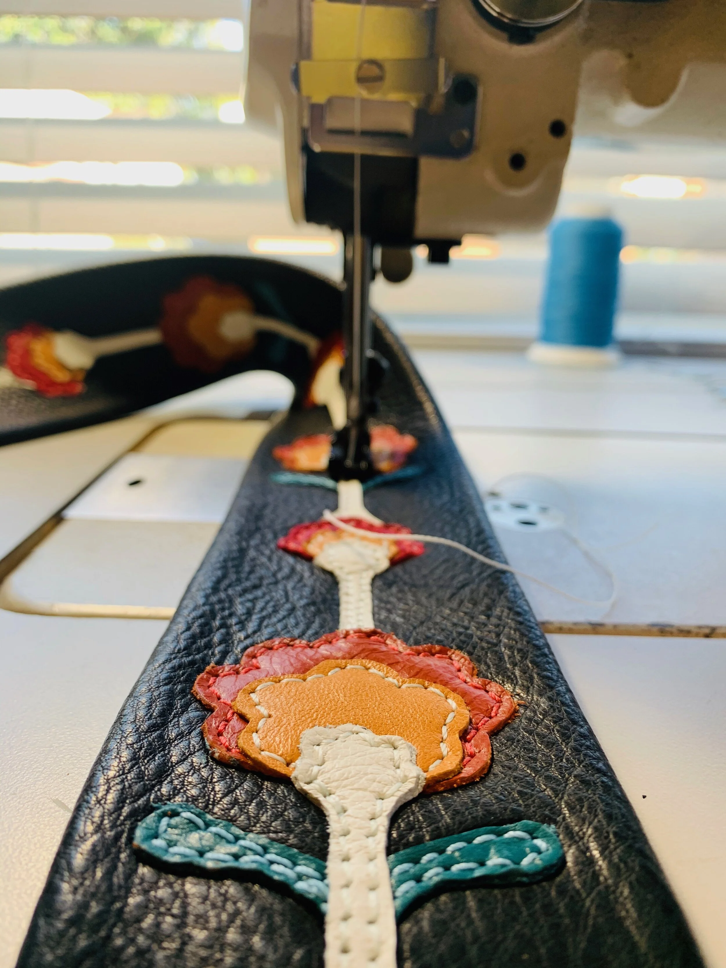 Wallflower Guitar Strap - Warm Tone