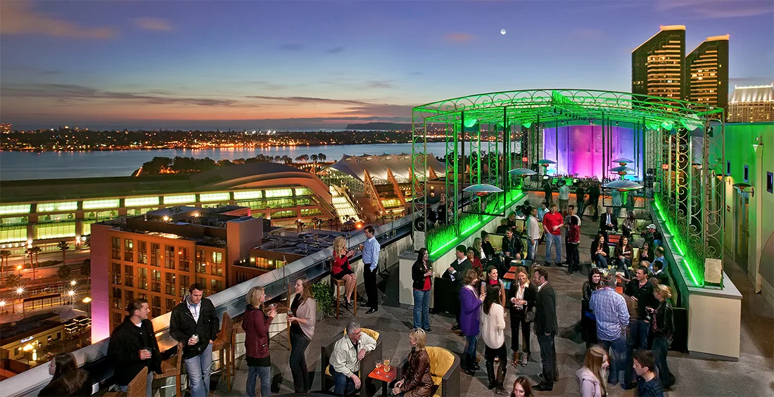 Altitude_Sky_Lounge_Dj_David_Cutler.jpg