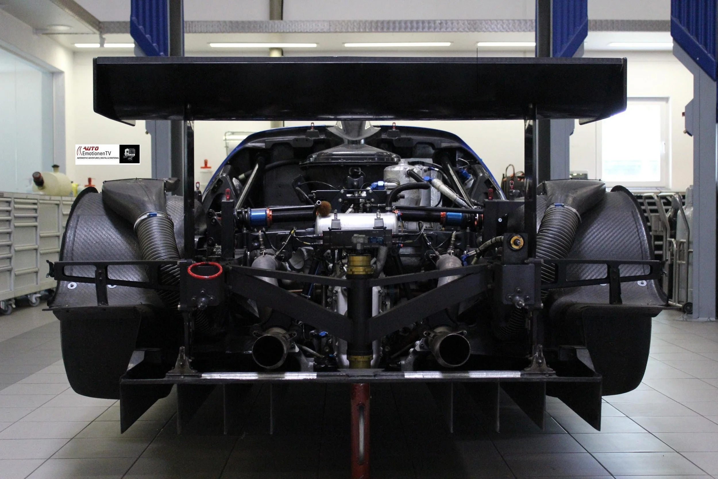 Maserati MC12 GT1 Sound Startup Engine Test - AutoEmotionenTV