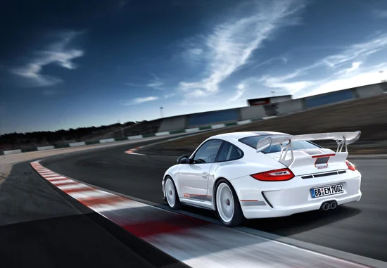 Chris Harris Reviews the Porsche GT3 Rs.