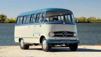 Mercedes O 319 Restomod 