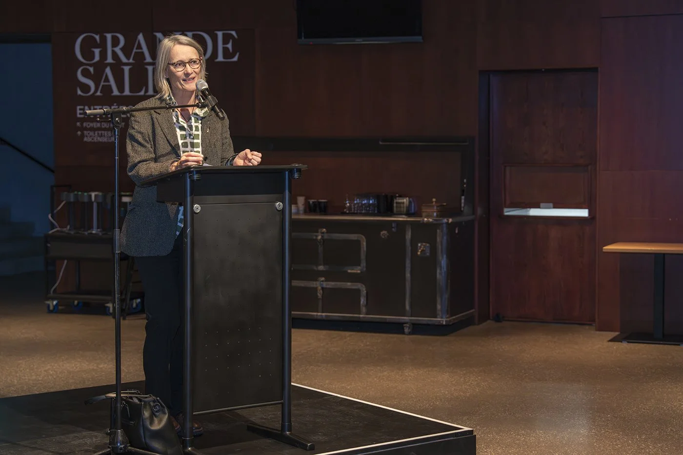 vernissage-expo-vernet-bouvier-27.10.2025-par-quentin-ducrest-bd (44).jpg