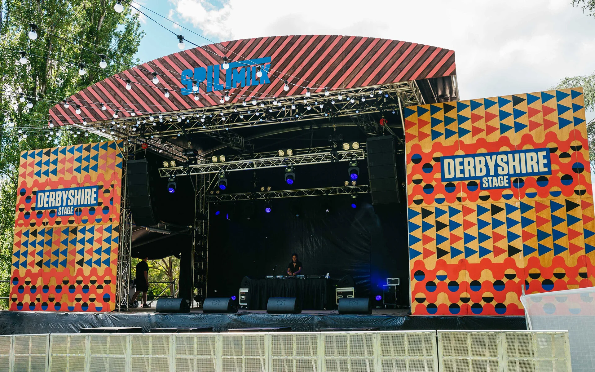 SM18_DerbyshireStage.jpg