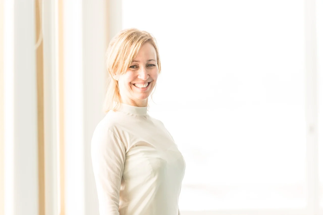 Gisela (Portuguese, English)