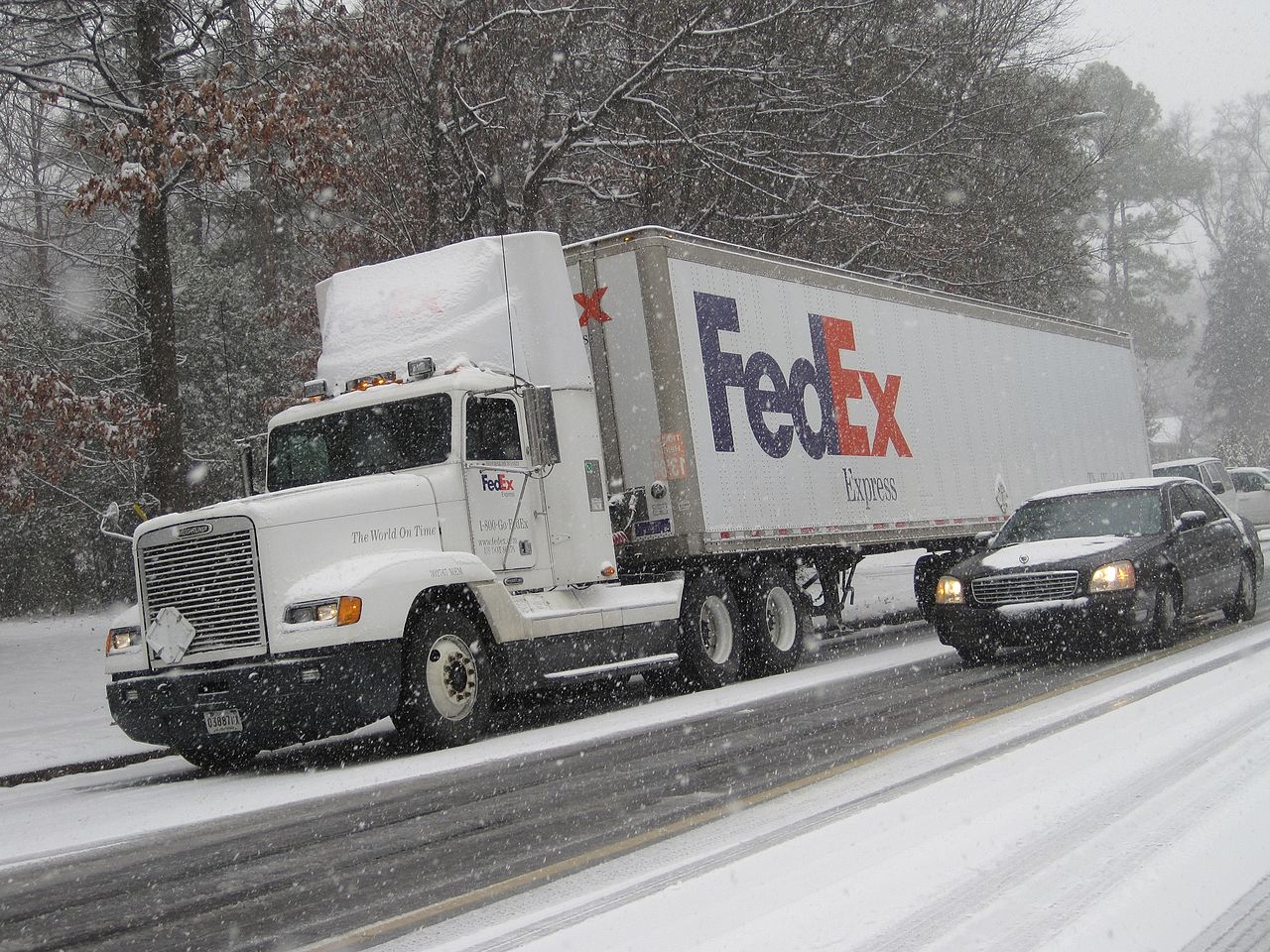 FedEx_Express_truck_in_the_snow.jpg