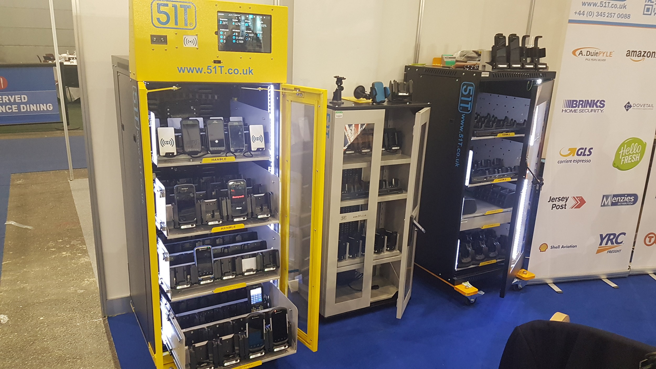 Hand-held data terminal charging stations from 51T