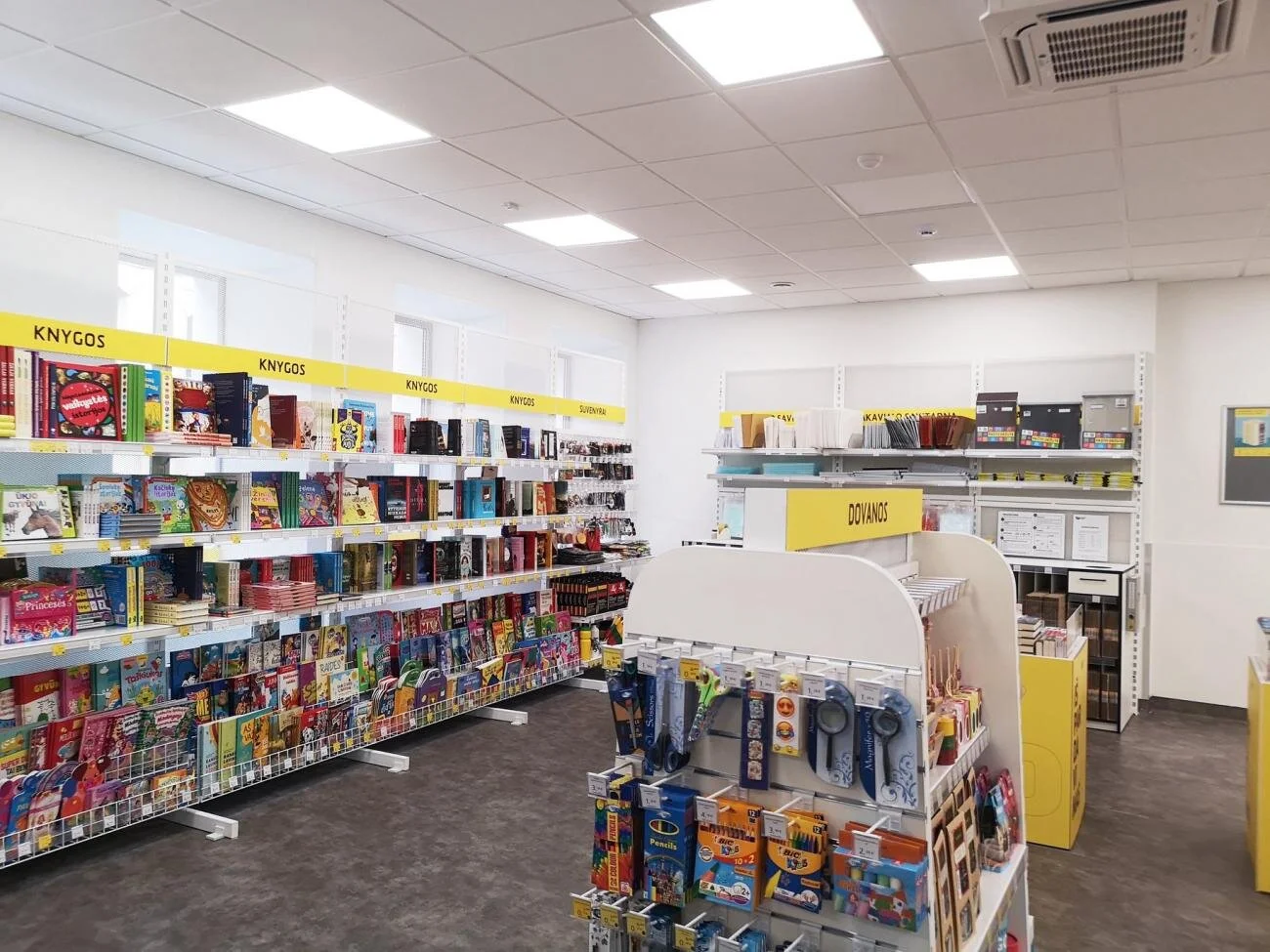 Lietuvos paštas retail offering.jpg