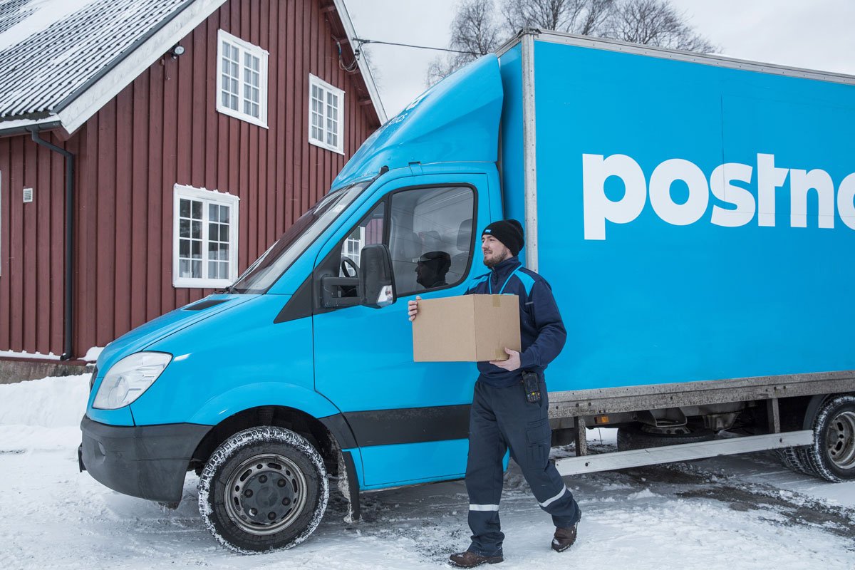 Post Nord. POSTNORD Box. Door to Door delivery. Delivers 4/4.