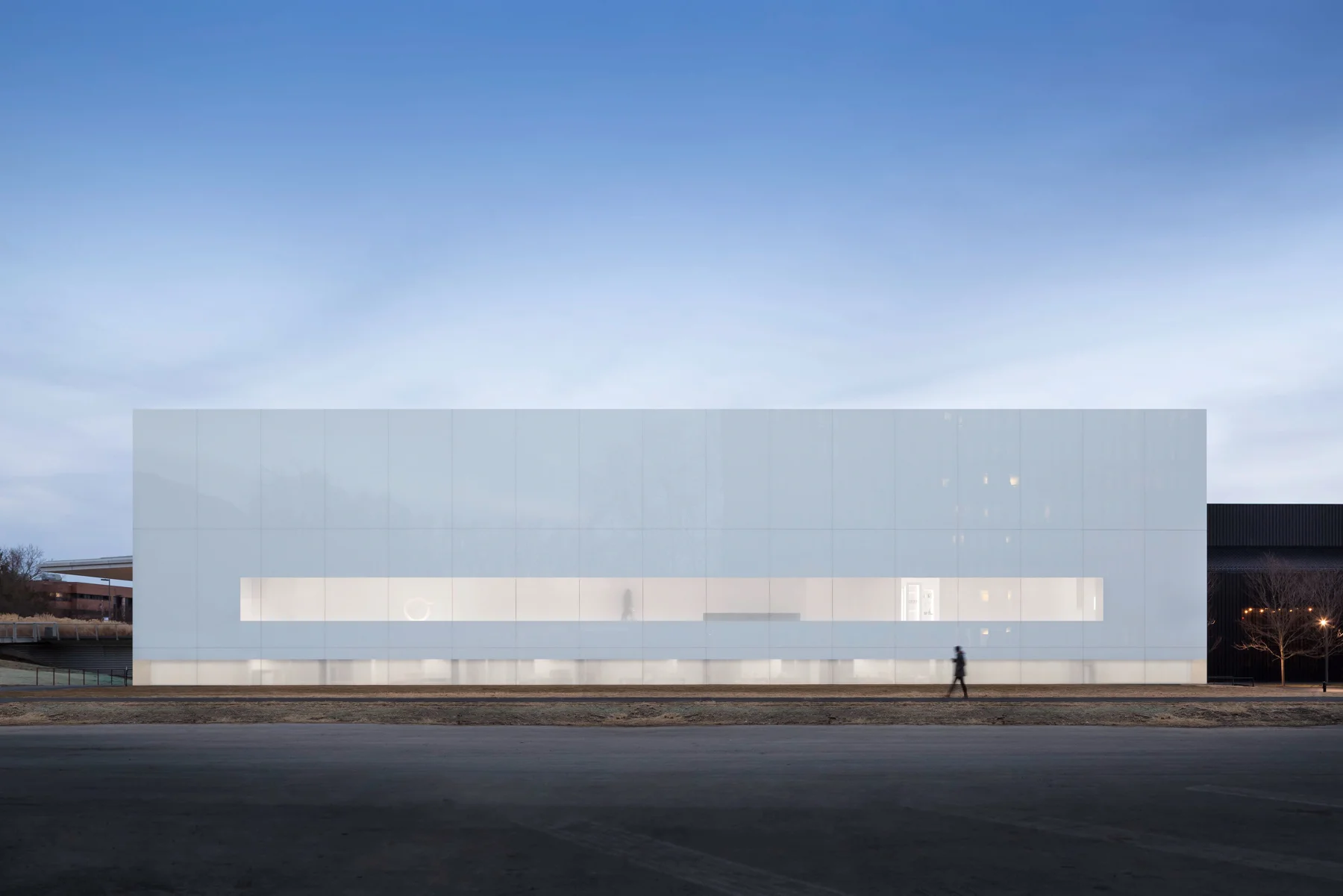 48_054_EWING-CMoG_1377_f.jpg