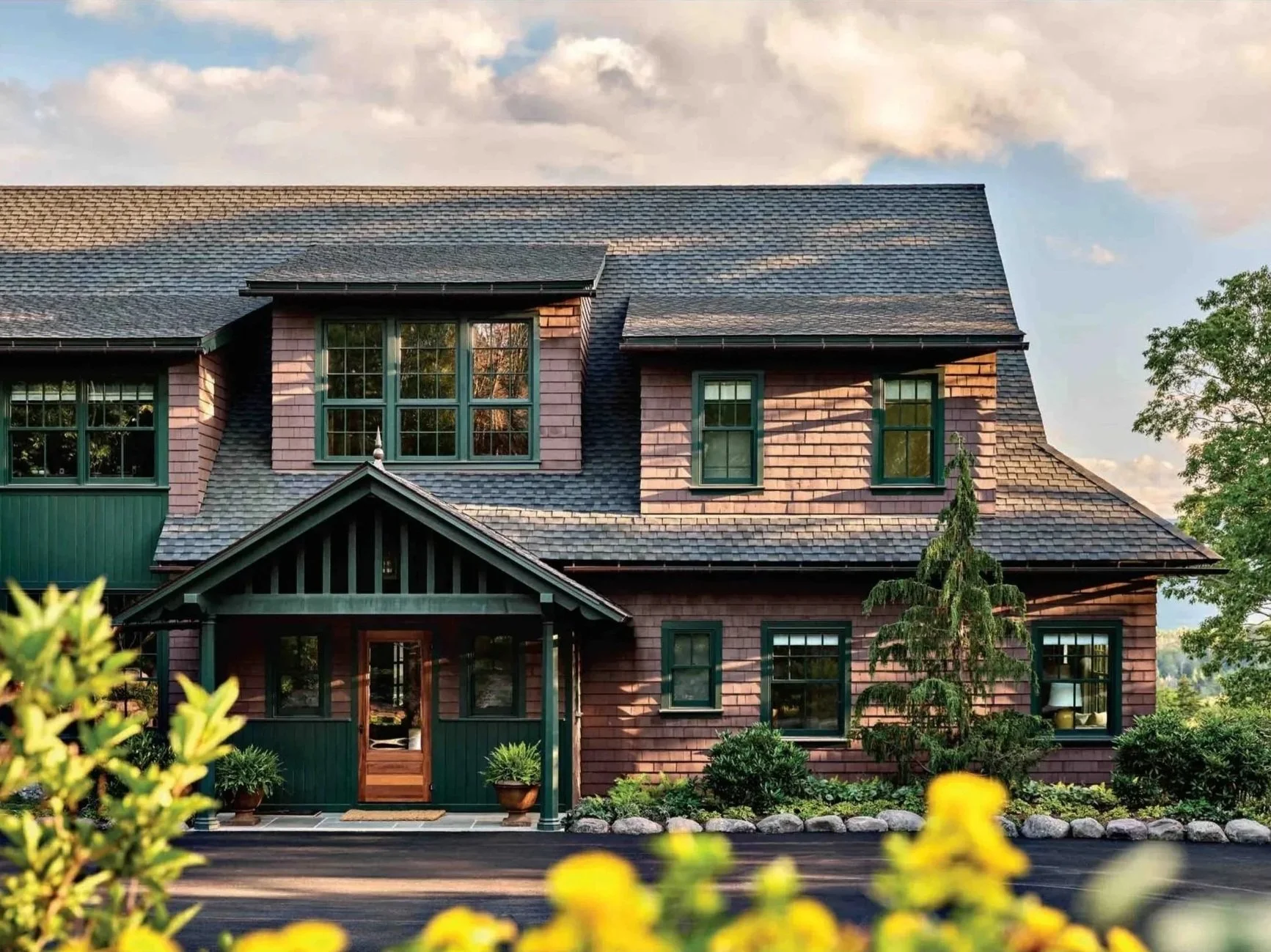 LUXE, TANNERSVILLE RESIDENCE, DESIGN BY ANNE CHESSIN, PHOTOGRAPHY BY READ MCKENDREE