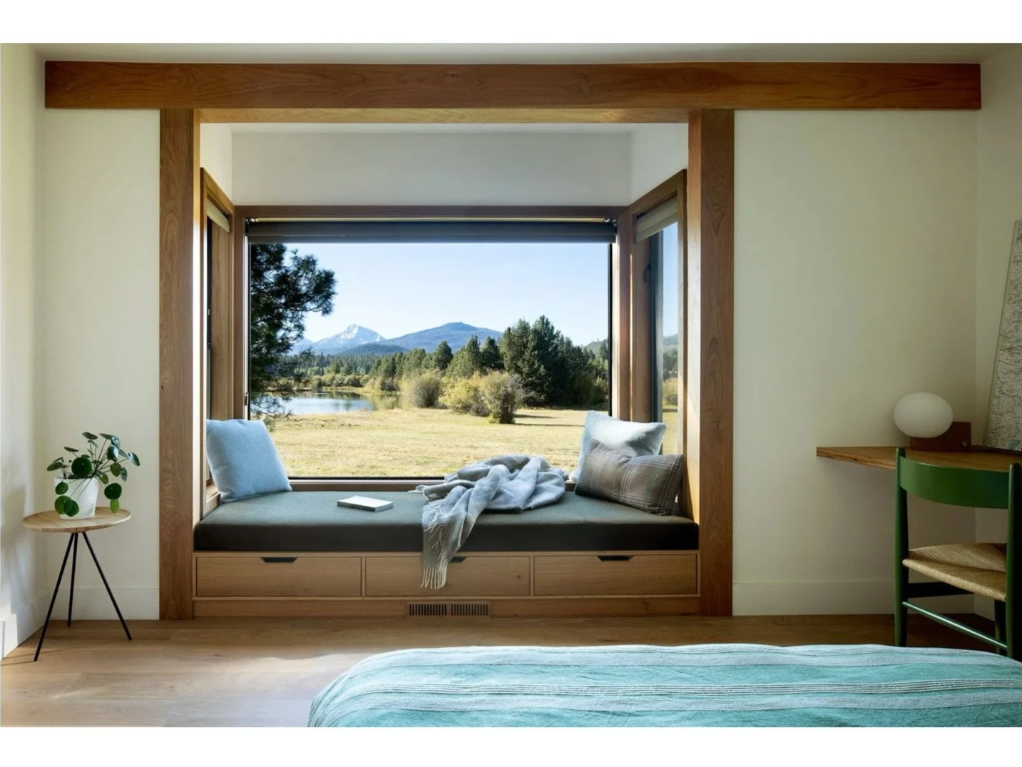 Hacker Architects designed Black Butte Ranch Condo featured in Dwell Online, photography by Jeremy Bittermann. 