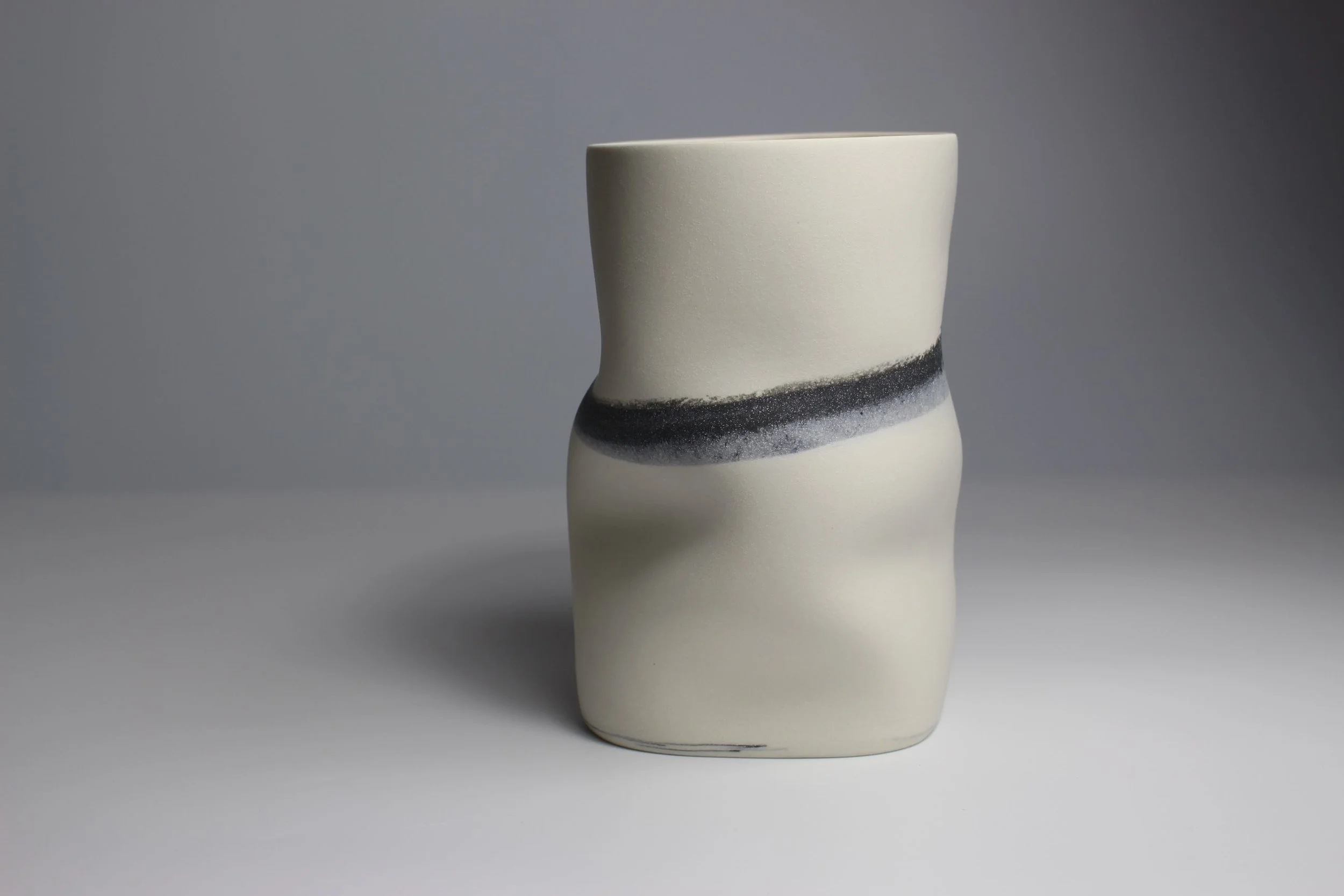 SB01 - White Contour Vessel 1.jpg