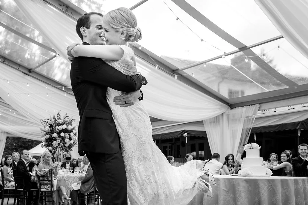 How To An Easy Wedding Dance Lift Anyone Can Do — First Dance Charlotte