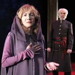 Olympia and Louis in Agamemnon 2004.jpg