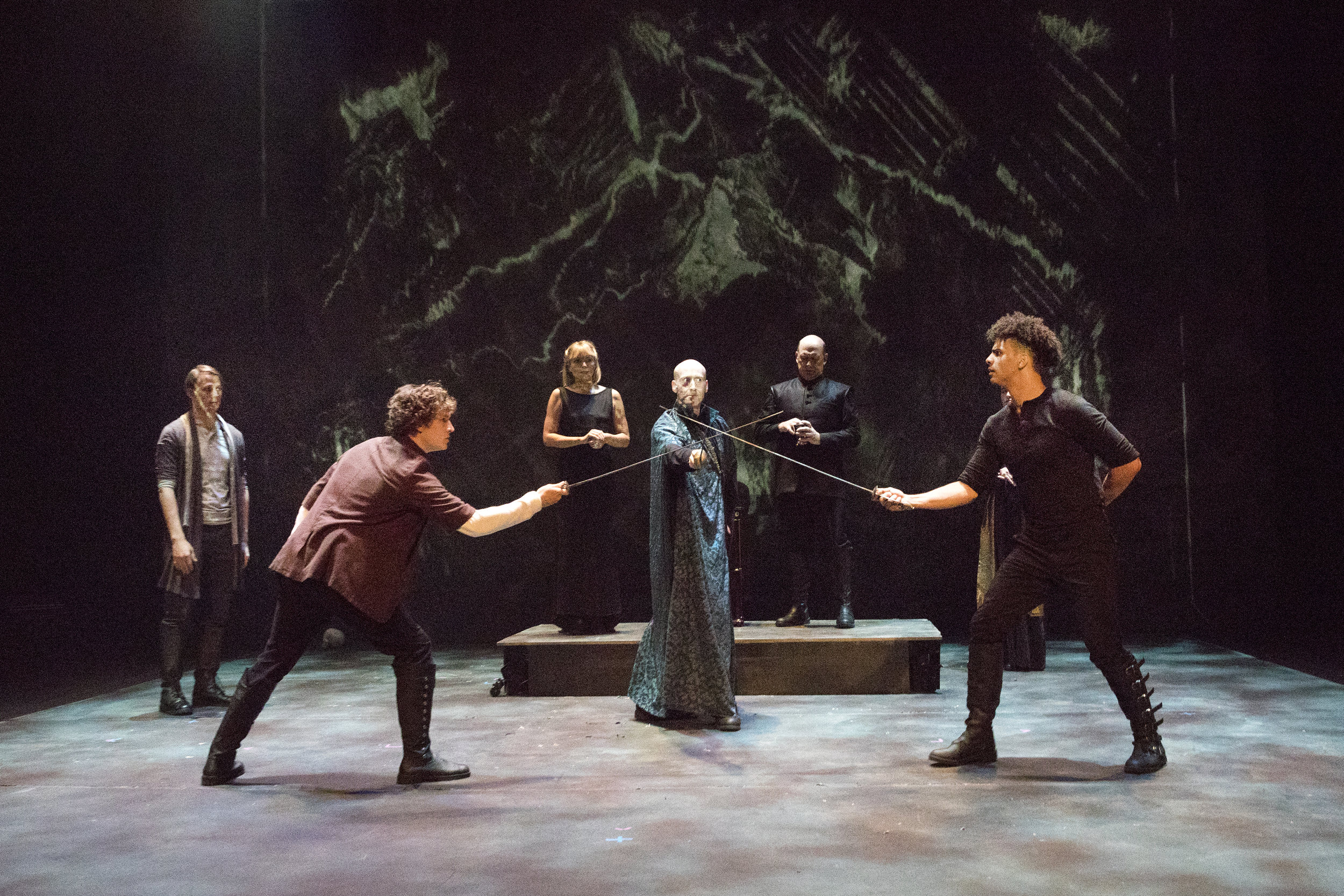 HAMLET. Photo by Richard Termine.