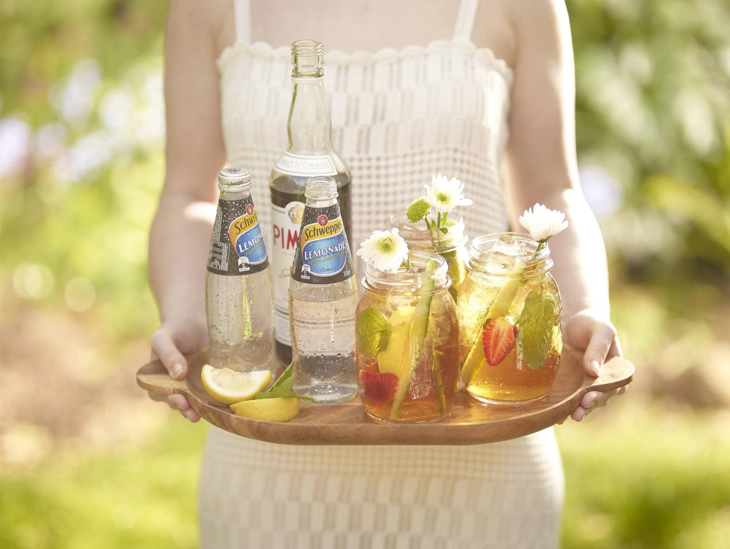 SchweppesMixers120926 _Shot 01_090.jpg