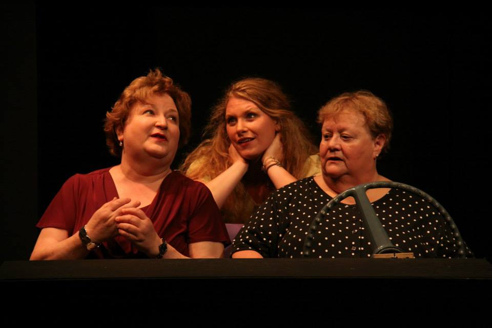 Pictured: (from left) Kathy Cook as Savannah, Kristen Jacobson as Haley and Donna Storms as Mama in 'Mama Won't Fly Photo by Sharon A. Wilcox