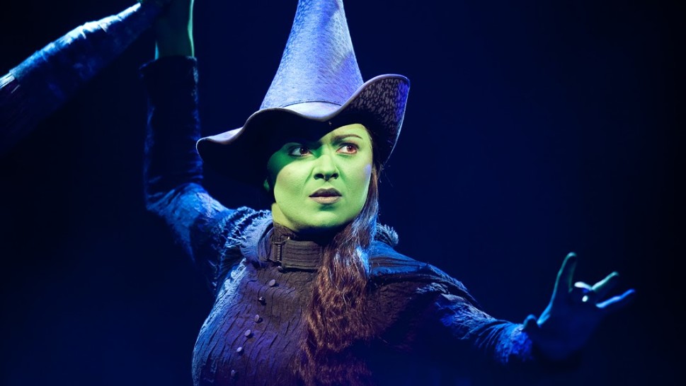 Current Broadway Elphaba Jennifer Dinoia