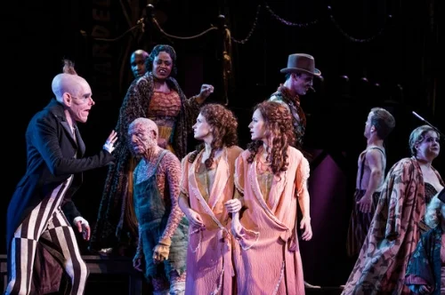 06SIDESHOW-tmagArticle.jpg