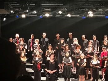 Mandarin Wu and the NAAP Choir perform Moon Song