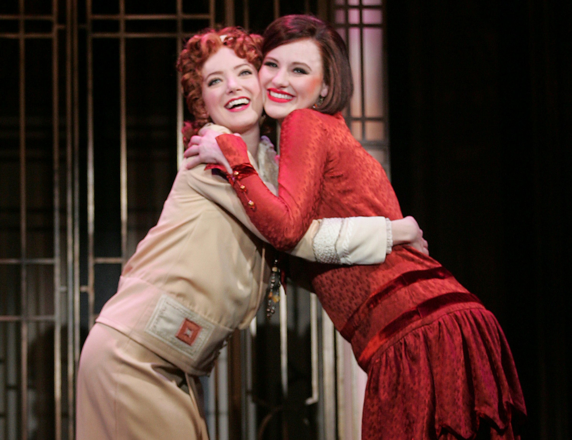 Samantha Sturm and Taylor Quick in Thoroughly Modern Millie (photo by Diane Sobolewski)