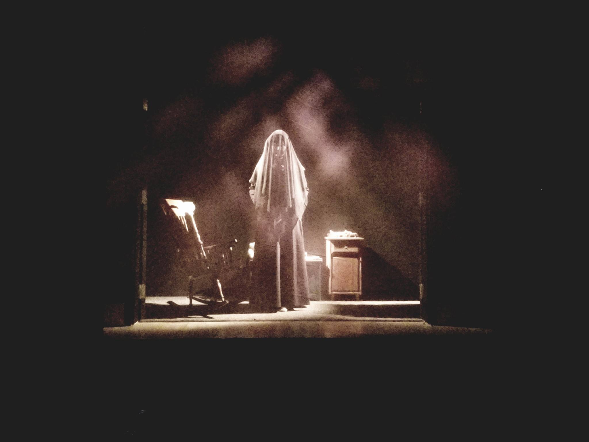 Review: 'The Woman in Black' at Pacifica Spindrift Players