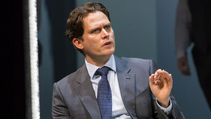 Broadway Review: 'JUNK'