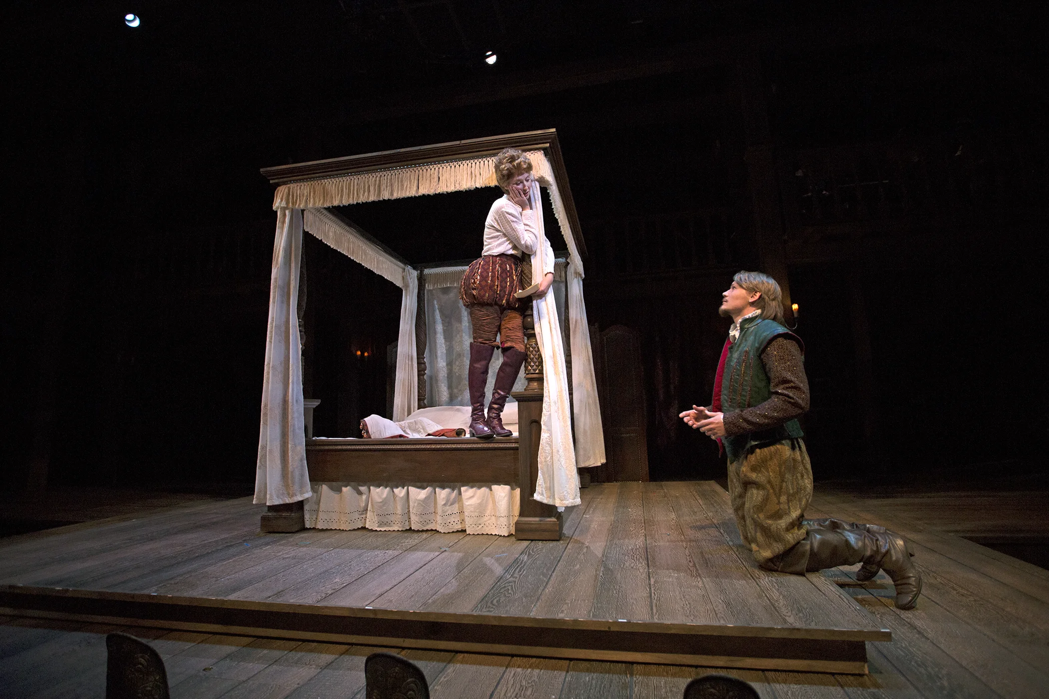 Review: South Coast Repertory Attempts to Woo Audiences with Stage Adaptation of "SHAKESPEARE IN LOVE"