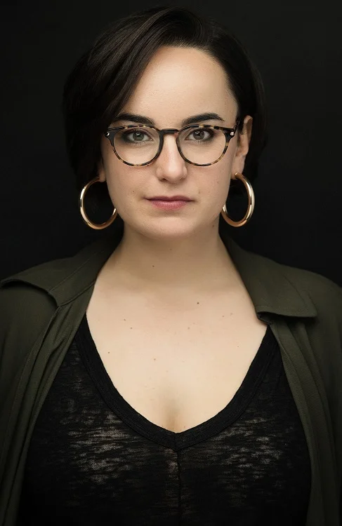 Anna Frankl-Duval (RJ Lewsi)