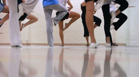 dancers_warming_up.jpg
