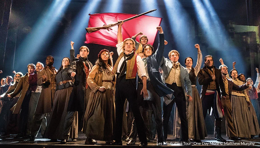 lesmiserables_hero_910x520.jpg